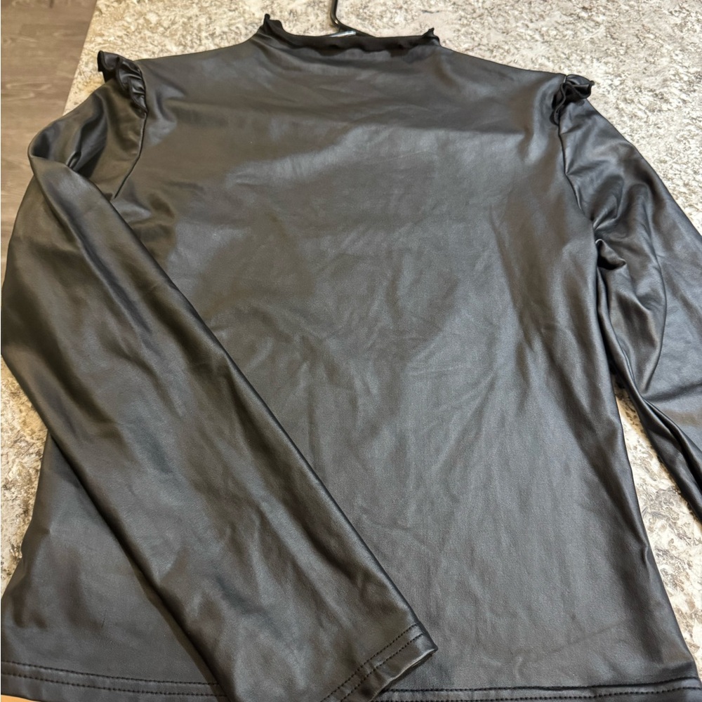 SHEIN Black Faux Leather Top